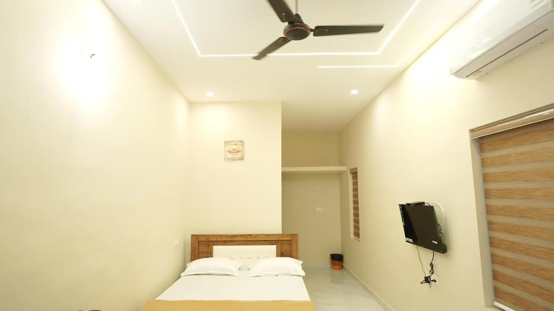 Amal Residency- Airport Hotel Kannur Kottayam-Malabar