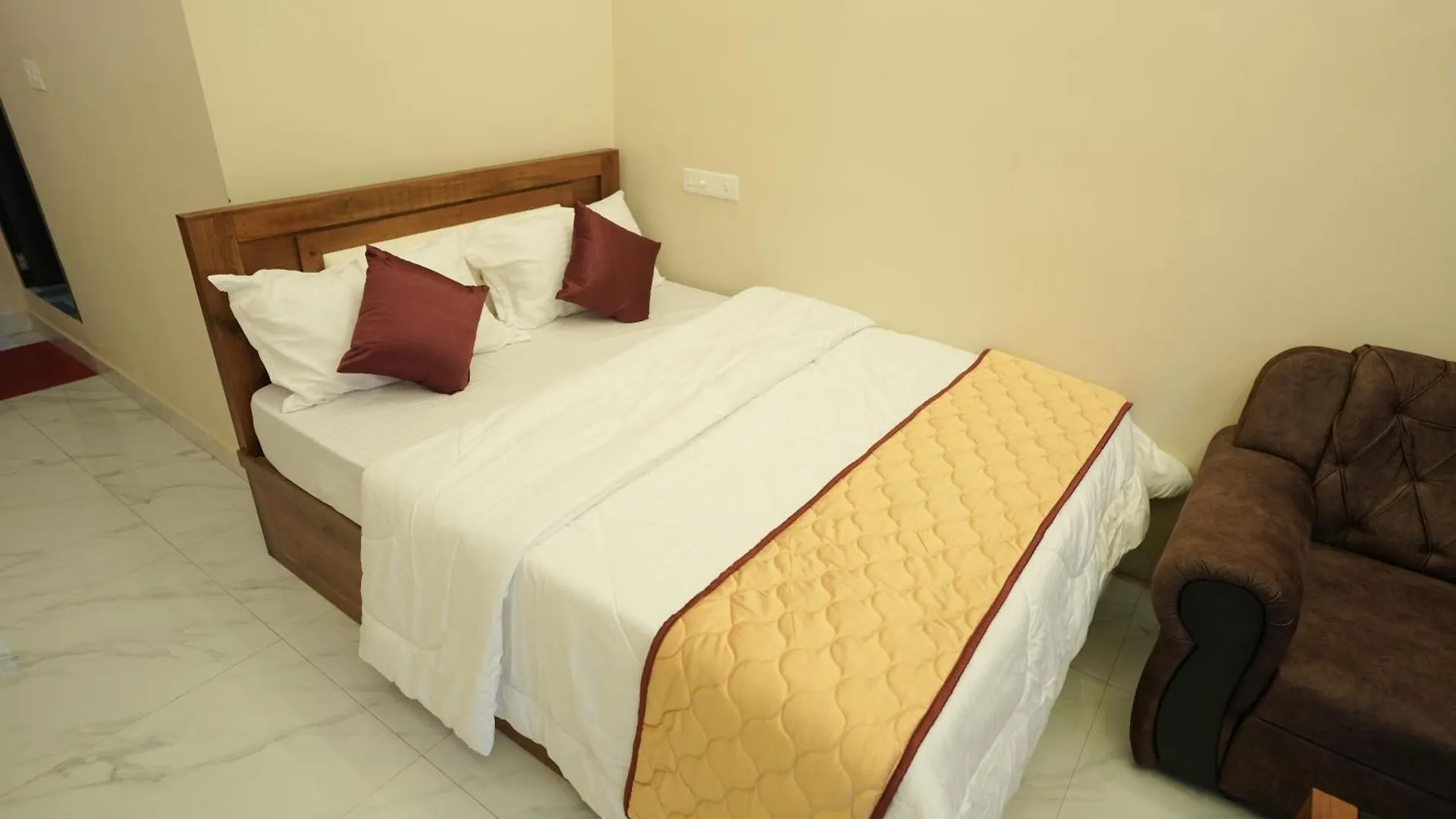 Amal Residency- Airport Hotel Kannur Kottayam-Malabar
