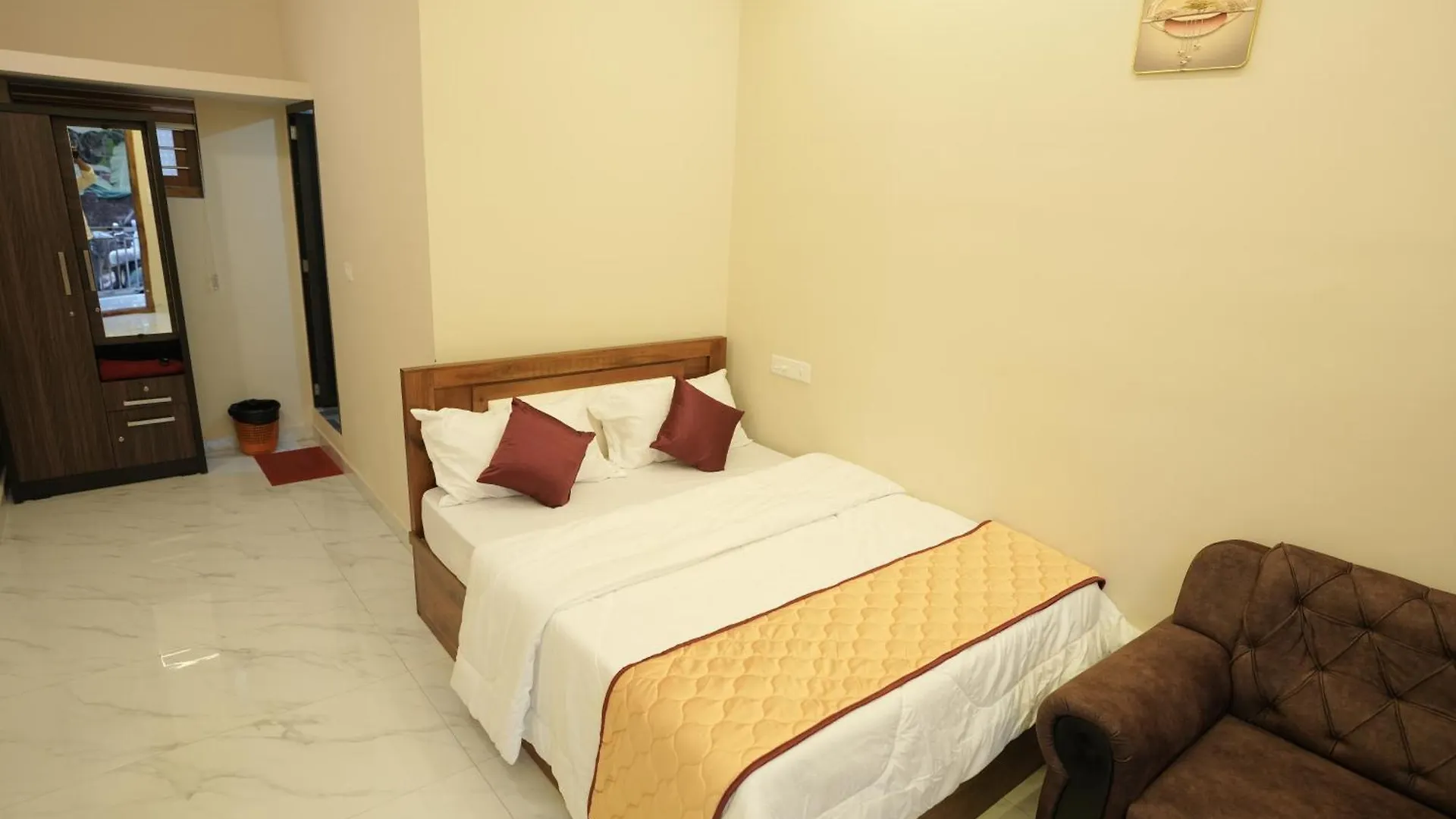 Amal Residency- Airport Hotel Kannur Kottayam-Malabar